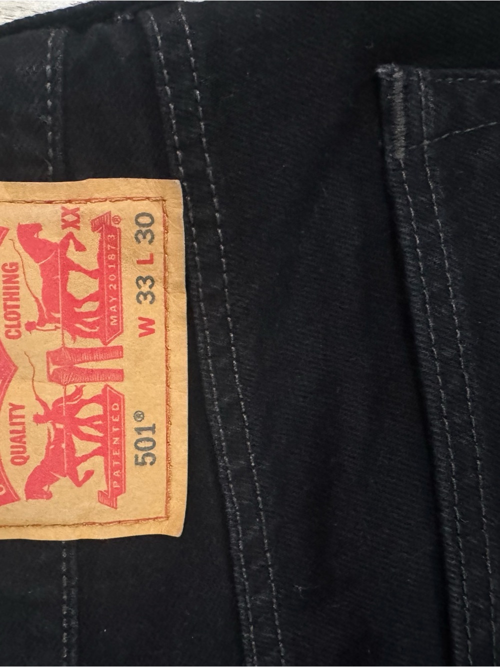Men’s Levi’s 501’s Black Straight-Leg Jeans size 33x30 - Picture 4 of 4